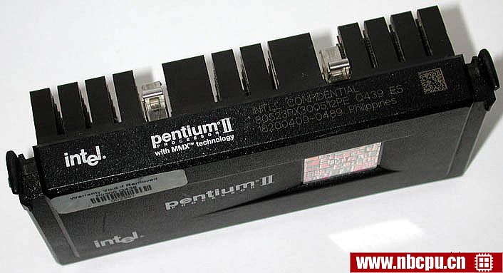 Intel Pentium II 300 - 80523PX300512PE (B80523P300512E)
